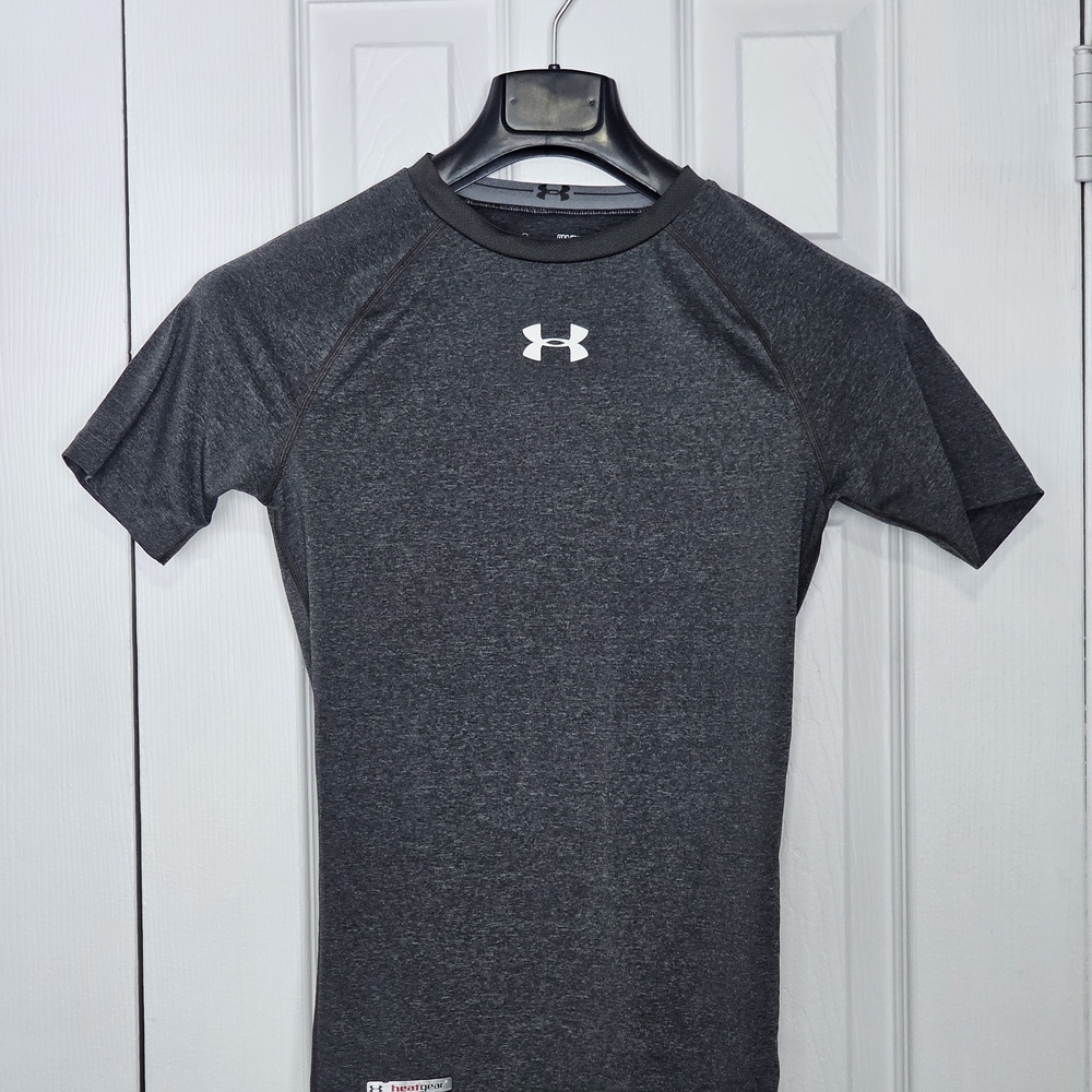 Under Armour Men's Short Sleeve HeatGear Shirt - Charcoal Gray with White Logo